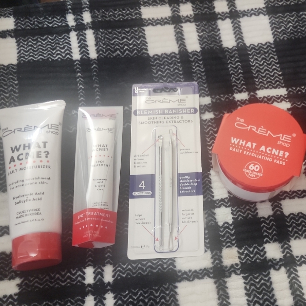 THE CRÉME SHOP! What Acne? Face Care Bundle
